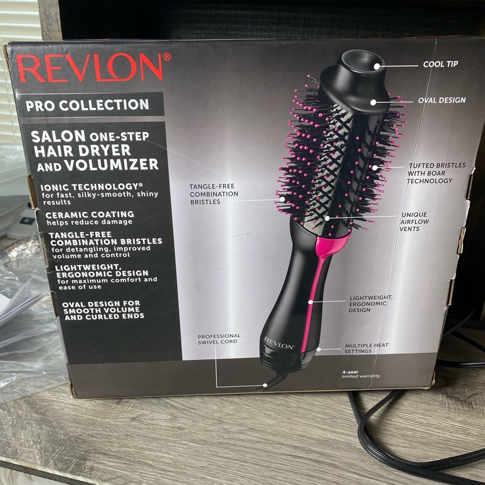 Revlon Salon One-Step Hair Dryer/ Volumizer Black